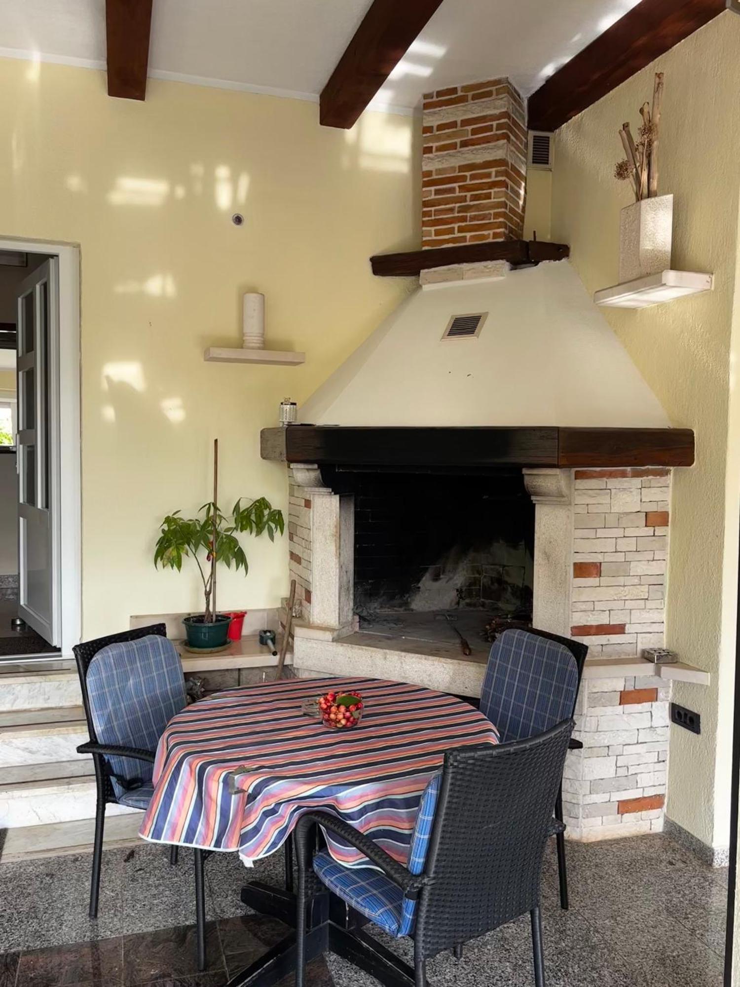 Apartmani Rozi Umag Buitenkant foto