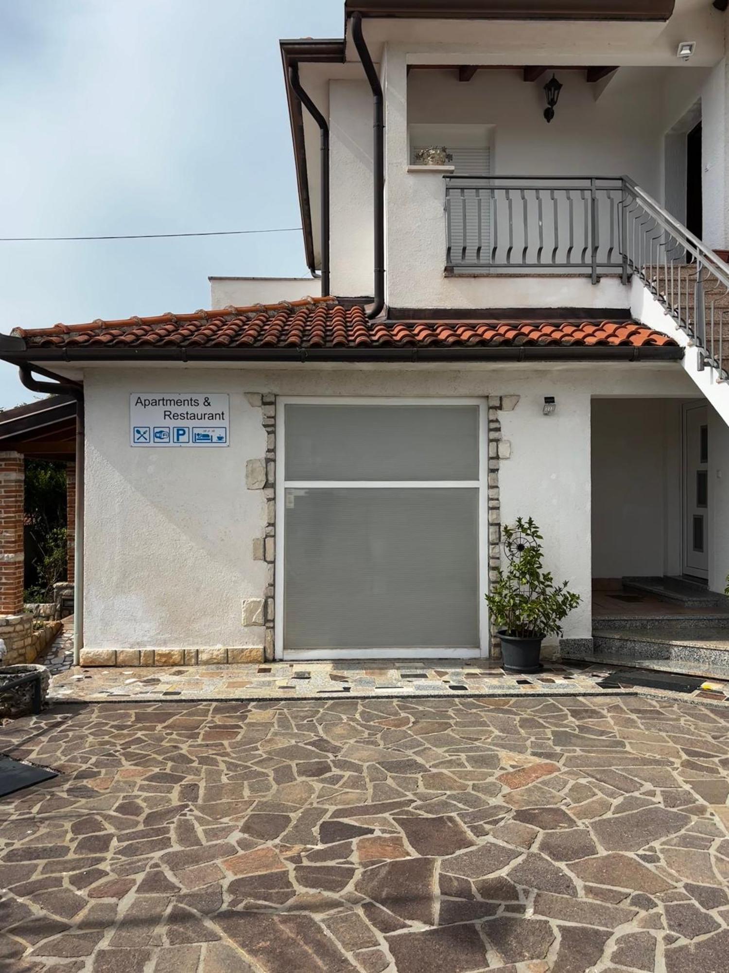 Apartmani Rozi Umag Buitenkant foto